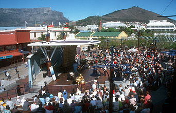 Cape Town Singathon at the Waterfront amphitheatre panorama