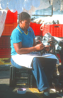 Hout Bay harbour market souvenir production