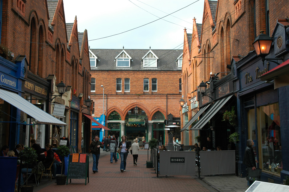 DUB Dublin - Castle Market Street intersection with Drury Street 3008x2000